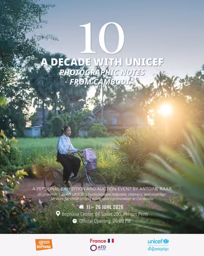 Phtoto exhibition of a decade of Photographic Notes from Cambodia with UNICEF